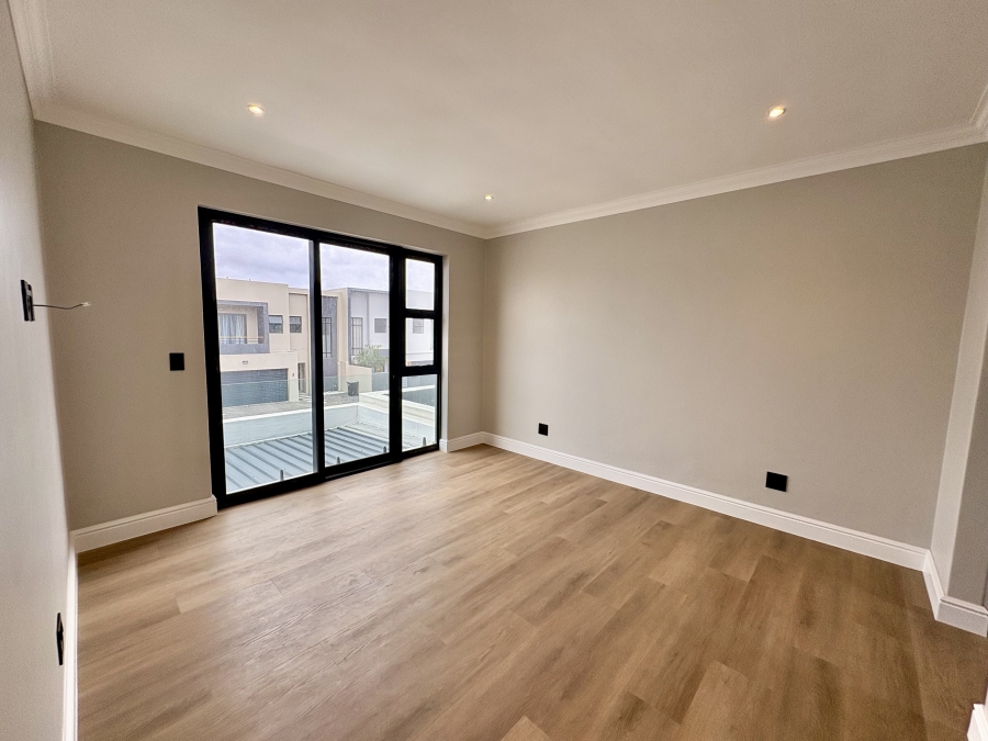 4 Bedroom Property for Sale in Sandown Western Cape